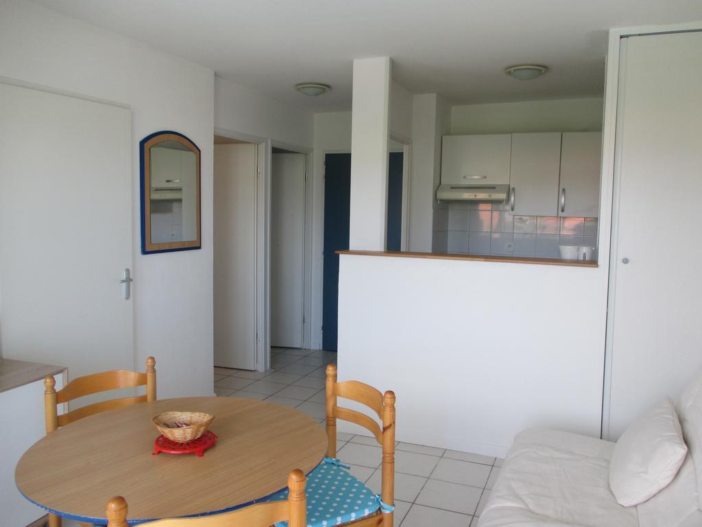 Appartement Golf Et Nivelle Avec Piscine Et Parking シブール 部屋 写真